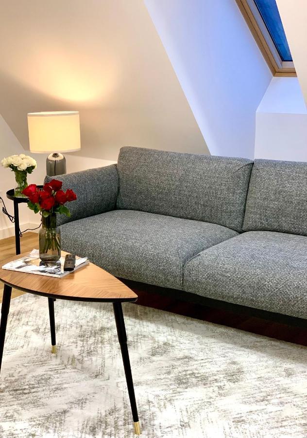 Hotel, Apartament Pod Zlotym Lwem W Samym Centrum Miasta Z Darmowym Parkingiem VII Klodzko Luaran gambar